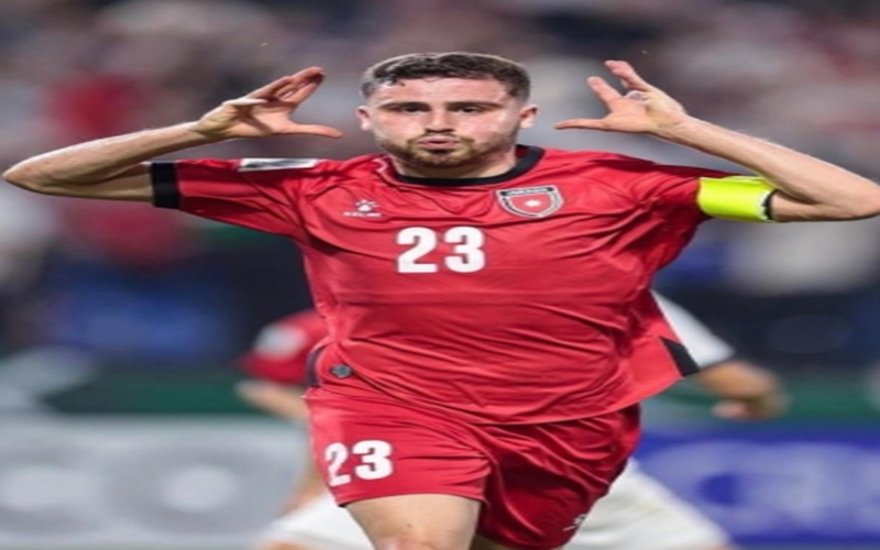 صفقة أردنية جديدة.. نادي الشباب يضم المهاجم علي العزايزة لتعزيز صفوف فريقه